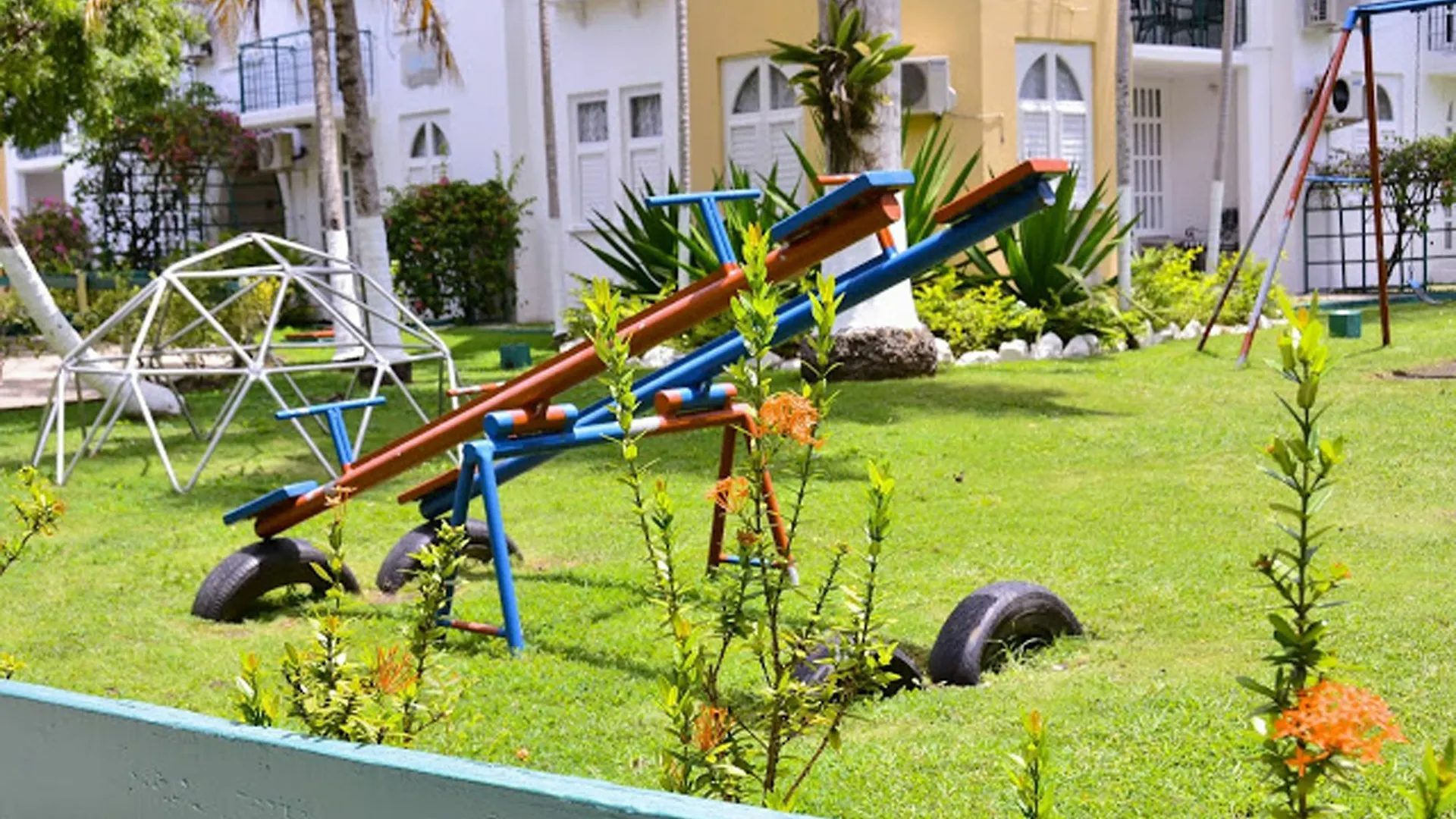 Sandy Shores At Sandcastles Ocho Rios Apartment